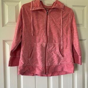 3/4 sleeve Windriver zip up size L🥰🥰